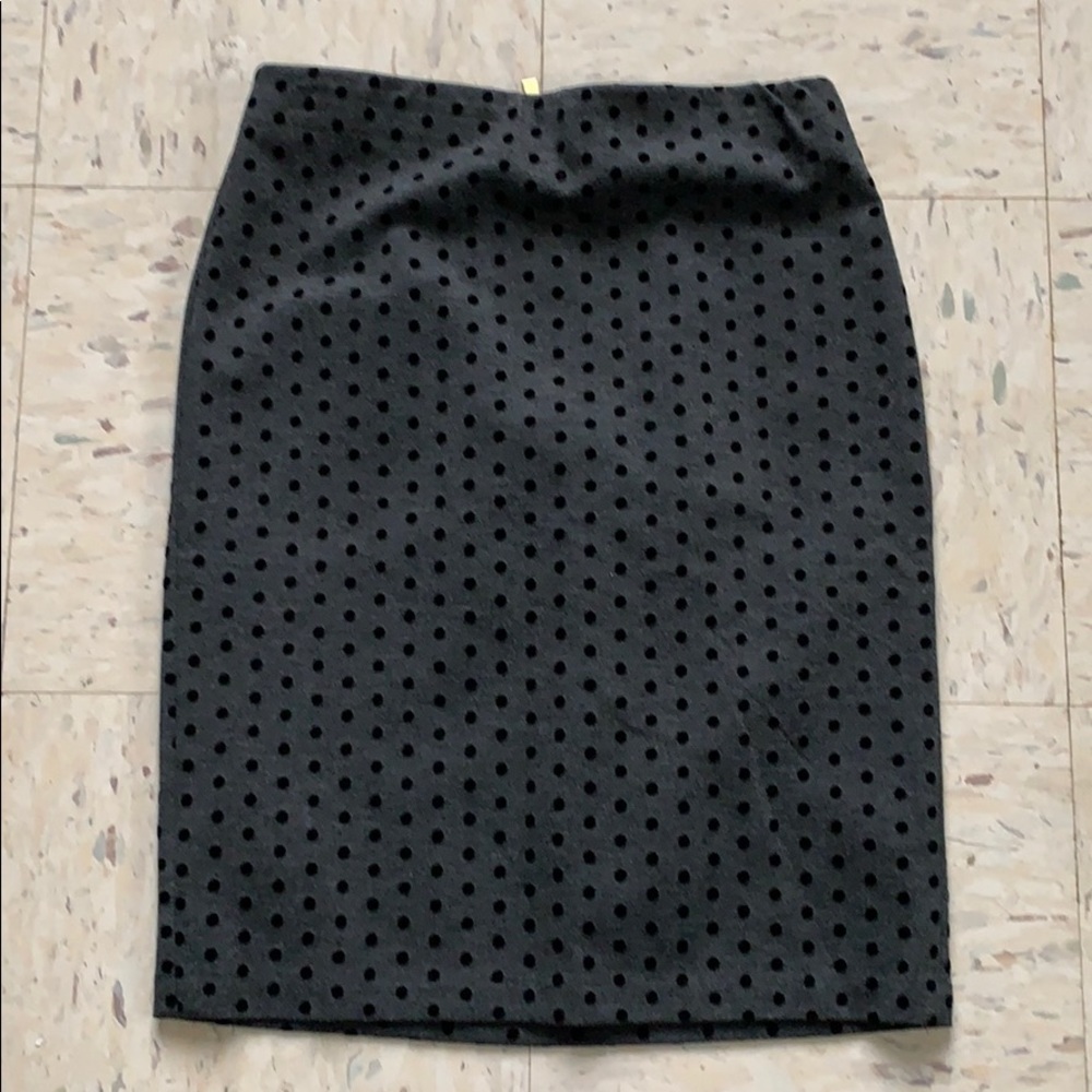 Premise studio skirt